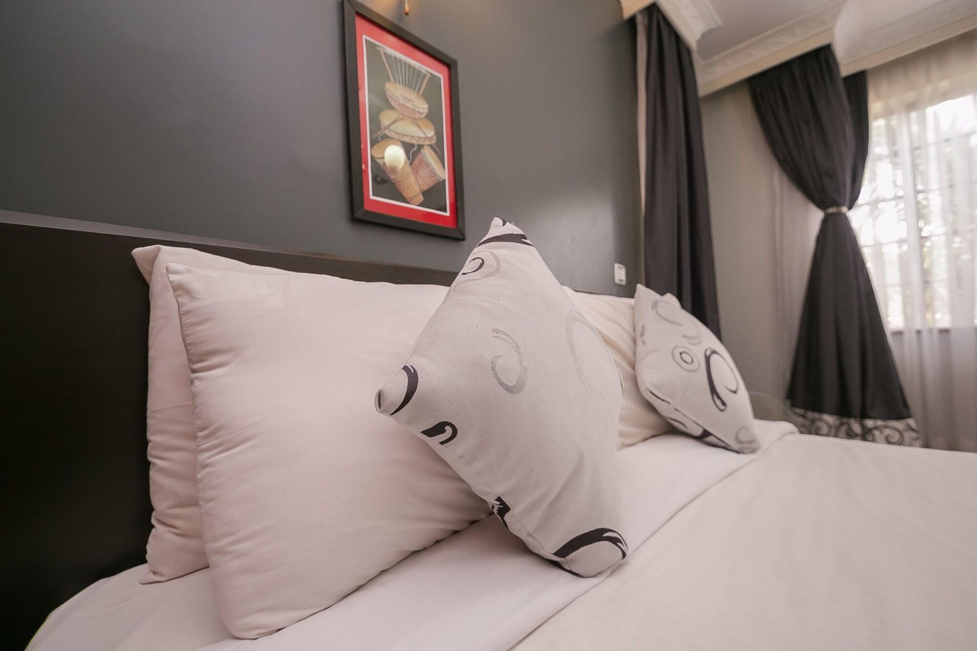Meltonia Luxury Suites Nairobi Exterior photo