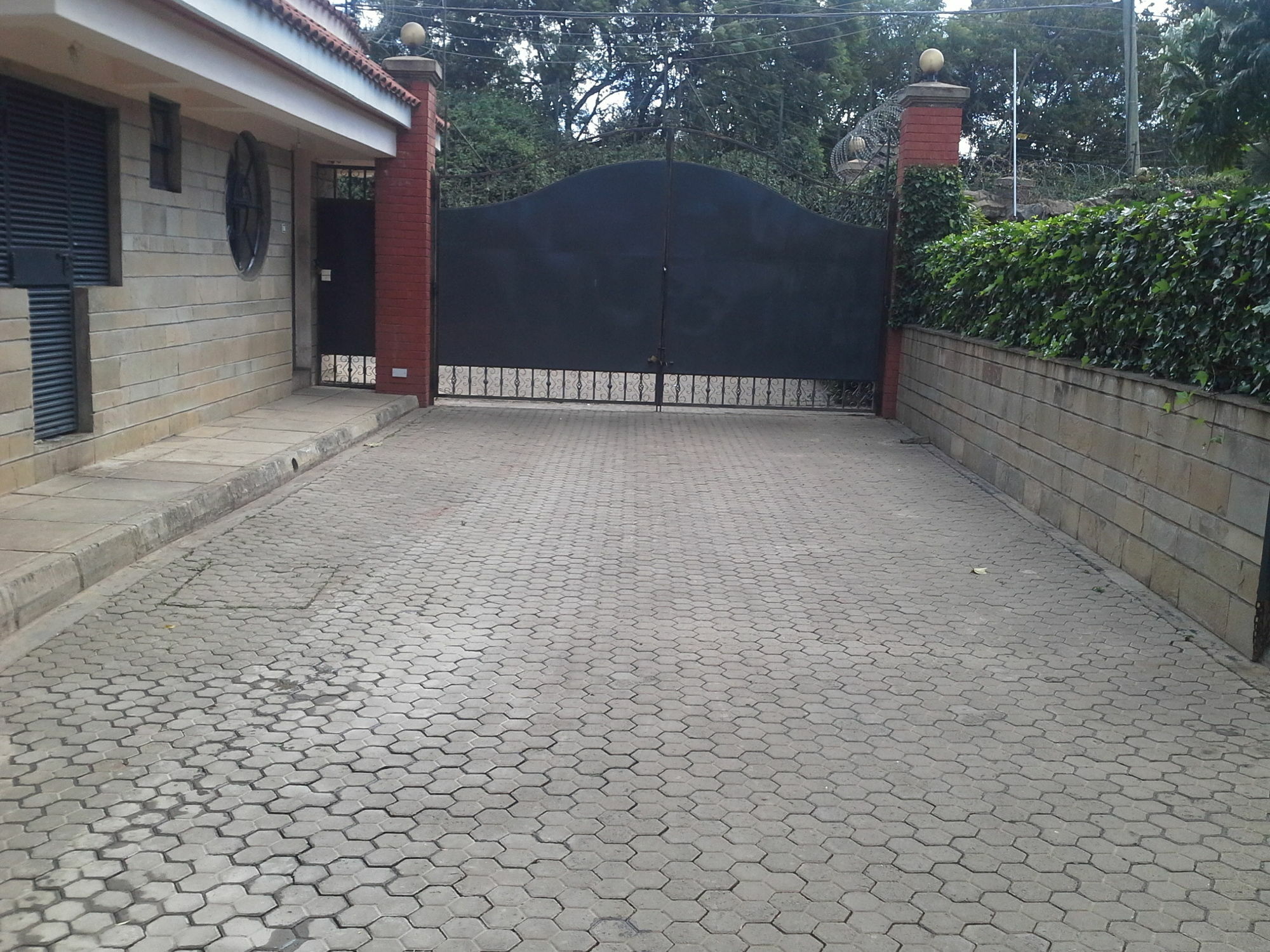 Meltonia Luxury Suites Nairobi Exterior photo