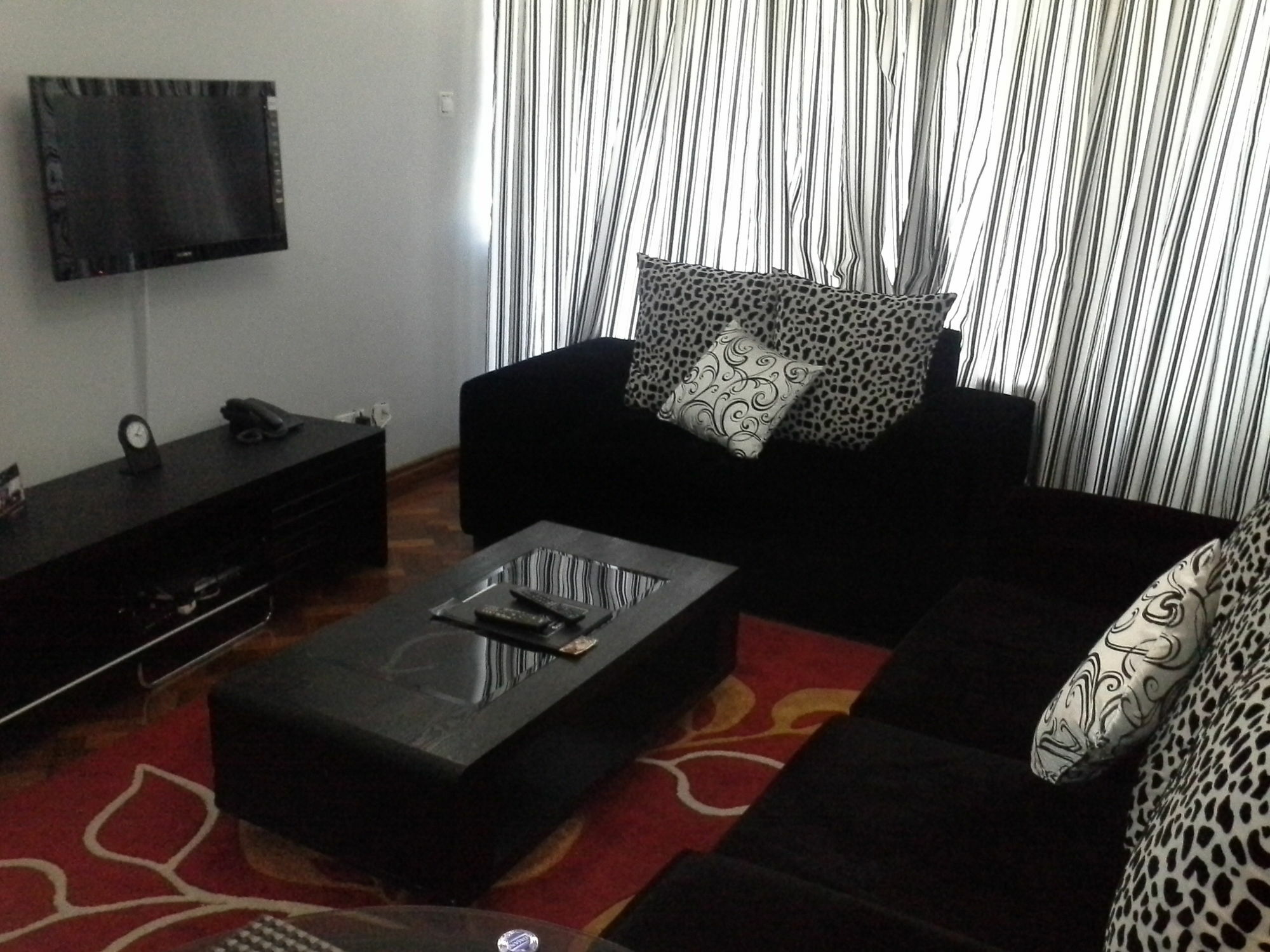 Meltonia Luxury Suites Nairobi Exterior photo